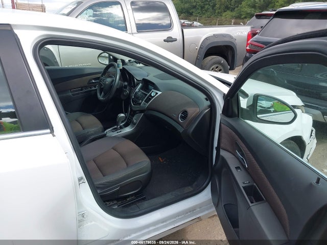 Aukcja sprzedaży 2016 Chevrolet Cruze Limited 1lt Auto, vin: 1G1PE5SB4G7202314, numer aukcji: 46179535