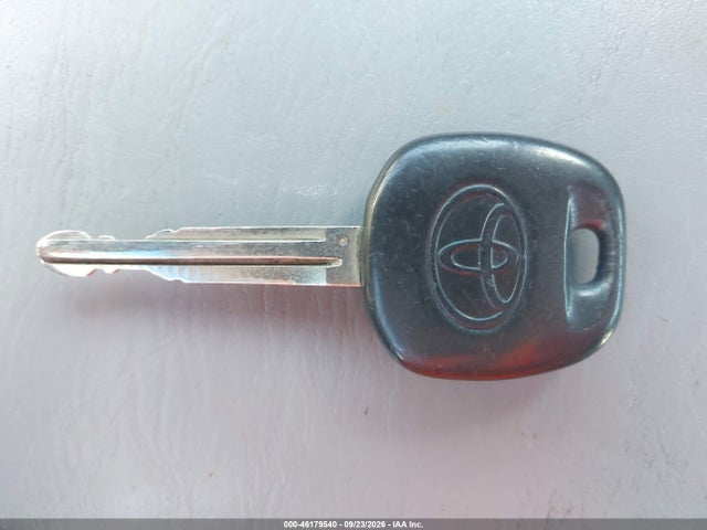 46179540 :رقم المزاد ، 1NXBR32E15Z412593 vin ، 2005 Toyota Corolla Ce مزاد بيع