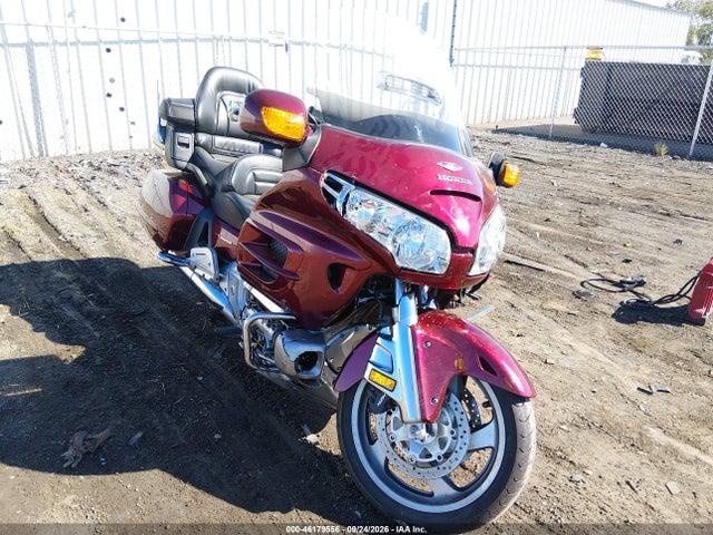 46179556 :رقم المزاد ، 1HFSC47055A410605 vin ، 2005 Honda Gl1800 مزاد بيع