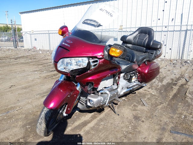 46179556 :رقم المزاد ، 1HFSC47055A410605 vin ، 2005 Honda Gl1800 مزاد بيع