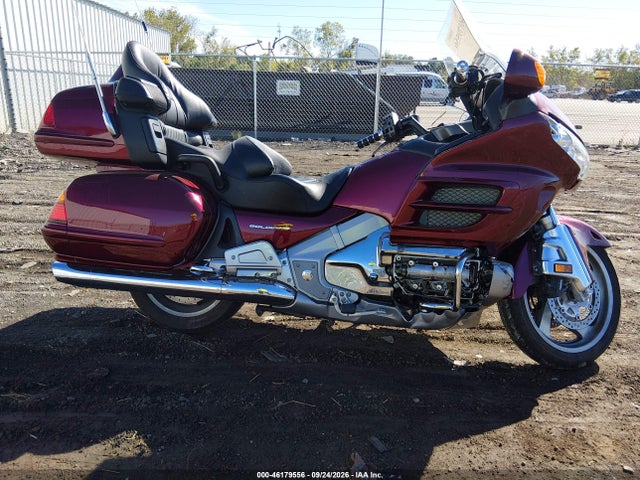 46179556 :رقم المزاد ، 1HFSC47055A410605 vin ، 2005 Honda Gl1800 مزاد بيع