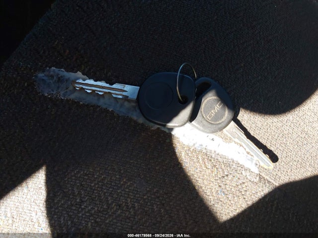 46179568 :رقم المزاد ، 1GTEC14W92Z275480 vin ، 2002 Gmc Sierra 1500 Standard مزاد بيع