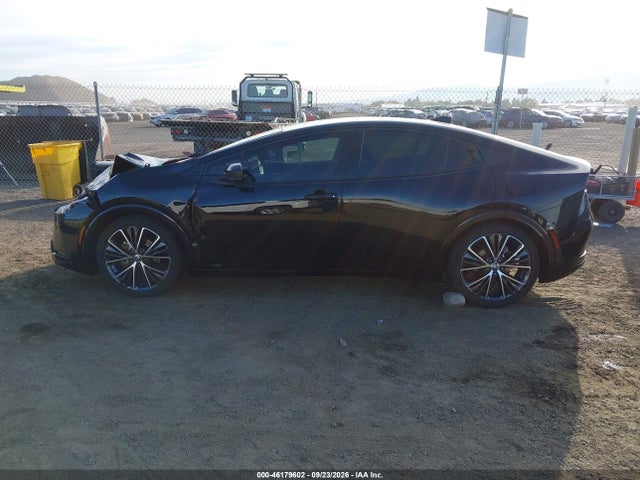 JTDADABU3S3027404 Toyota Prius Limited Awd-e
