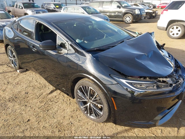 JTDADABU3S3027404 Toyota Prius Limited Awd-e