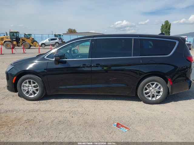 2C4RC1BG8VR562675 Chrysler Pacifica