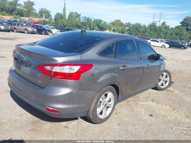 Ford FOCUS SE 2014 1FADP3F2XEL353140 Image 4