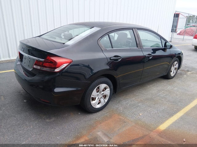 46179741 :رقم المزاد ، 19XFB2F55FE064084 vin ، 2015 Honda Civic Lx مزاد بيع