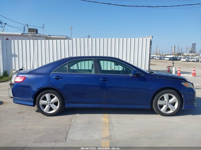 46179753 :رقم المزاد ، 4T1BF3EK4BU615113 vin ، 2011 Toyota Camry Se مزاد بيع