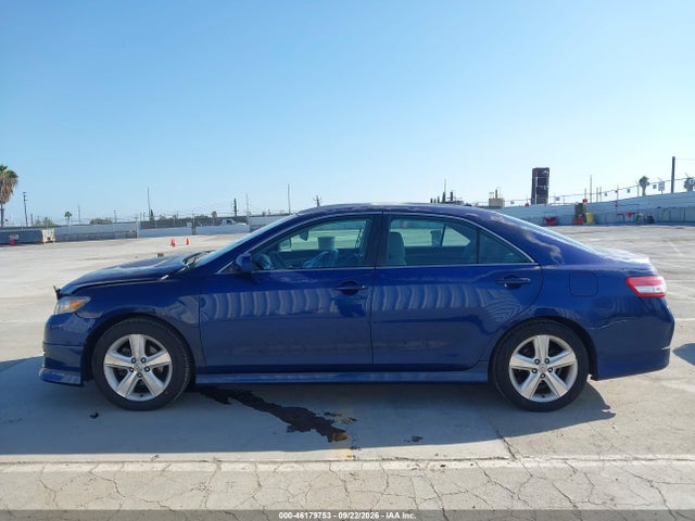 46179753 :رقم المزاد ، 4T1BF3EK4BU615113 vin ، 2011 Toyota Camry Se مزاد بيع
