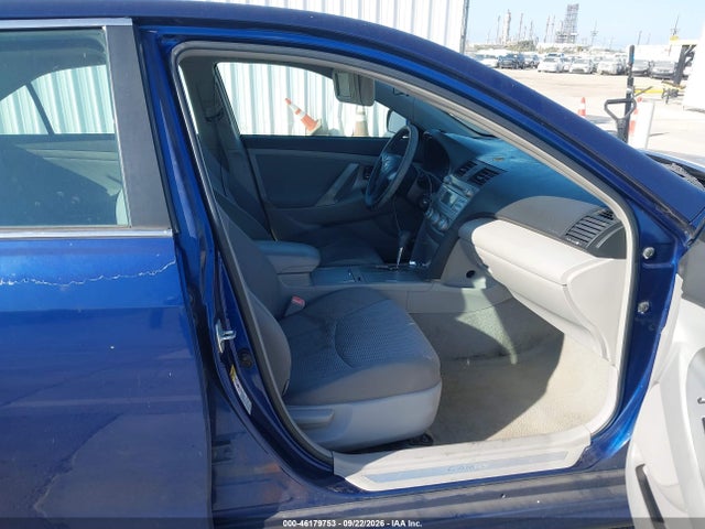 46179753 :رقم المزاد ، 4T1BF3EK4BU615113 vin ، 2011 Toyota Camry Se مزاد بيع