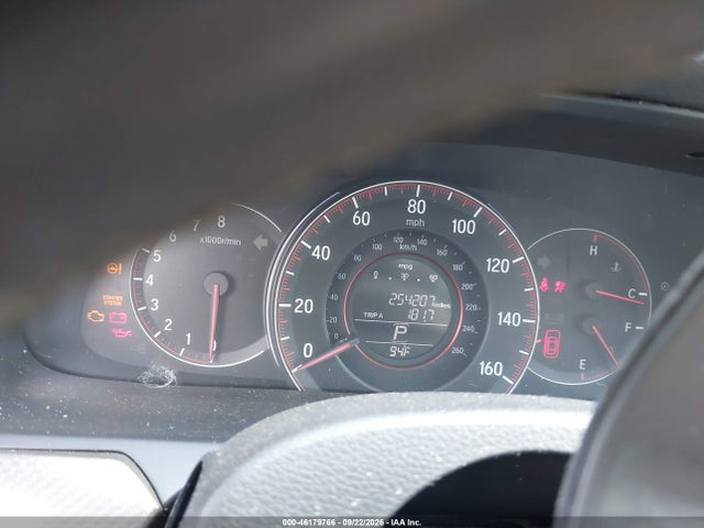 46179766 :رقم المزاد ، 1HGCT1B80GA007727 vin ، 2016 Honda Accord Ex-l مزاد بيع
