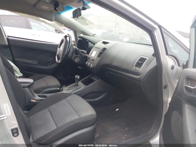 46179790 :رقم المزاد ، KNAFX4A87E5195104 vin ، 2014 Kia Forte Ex مزاد بيع
