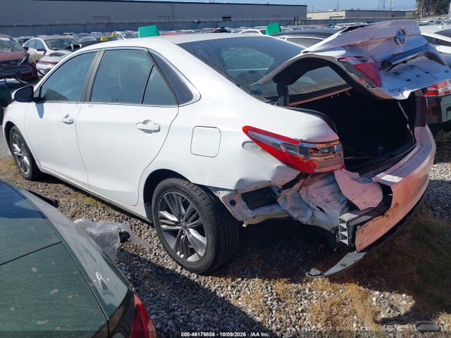 2015 Toyota Camry Se მანქანა იყიდება აუქციონზე, vin: 4T1BF1FK1FU047301, აუქციონის ნომერი: 46179856
