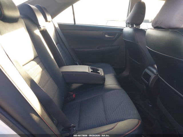 2015 Toyota Camry Se მანქანა იყიდება აუქციონზე, vin: 4T1BF1FK1FU047301, აუქციონის ნომერი: 46179856