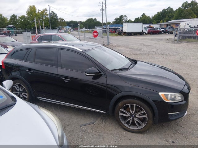 Продажа на аукционе авто 2016 Volvo V60 Cross Country T5, vin: YV4612HK8G1019258, номер лота: 46179895
