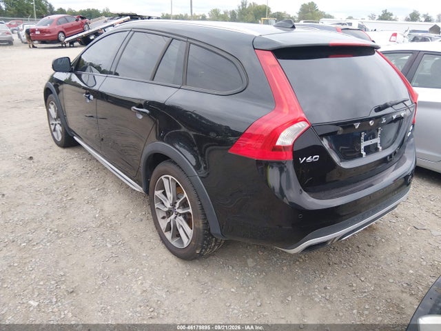Продажа на аукционе авто 2016 Volvo V60 Cross Country T5, vin: YV4612HK8G1019258, номер лота: 46179895