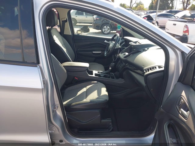 Ford ESCAPE SE 2017 1FMCU0GD8HUC80017 Image 5