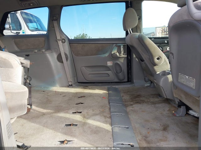 Продажа на аукционе авто 2010 Toyota Sienna Le, vin: 5TDKK4CC7AS342074, номер лота: 46179920
