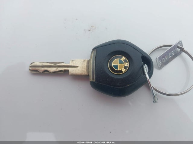 46179964 :رقم المزاد ، 4USCH9332XLF79823 vin ، 1999 Bmw Z3 2.3 مزاد بيع