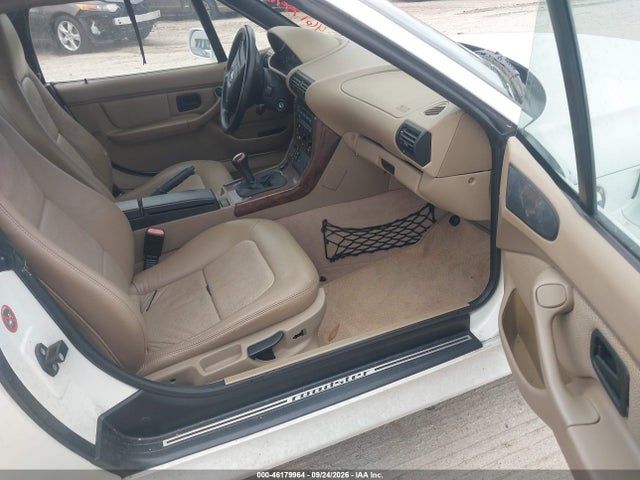 46179964 :رقم المزاد ، 4USCH9332XLF79823 vin ، 1999 Bmw Z3 2.3 مزاد بيع