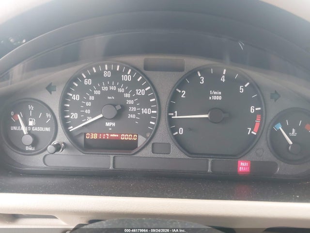 46179964 :رقم المزاد ، 4USCH9332XLF79823 vin ، 1999 Bmw Z3 2.3 مزاد بيع