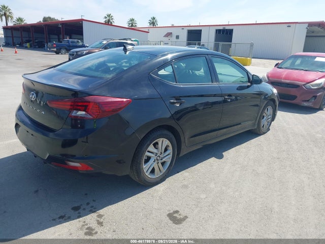Hyundai ELANTRA SEL 2019 5NPD84LF3KH440527 Image 4
