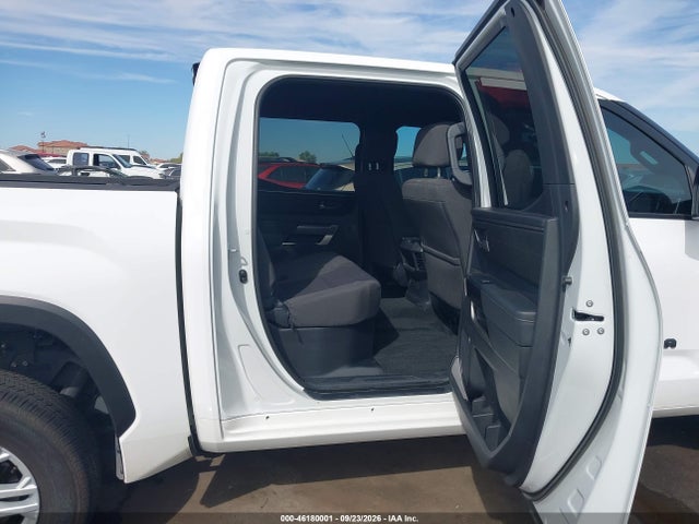 46180001 :رقم المزاد ، 5TFLA5DB3SX324802 vin ، 2025 Toyota Tundra 4wd Sr5 مزاد بيع