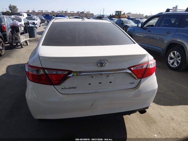 4T1BF1FK4HU375640 Toyota CAMRY SE
