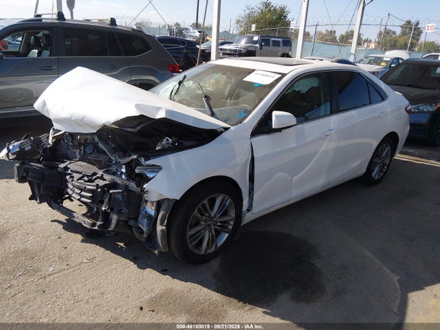4T1BF1FK4HU375640 Toyota CAMRY SE