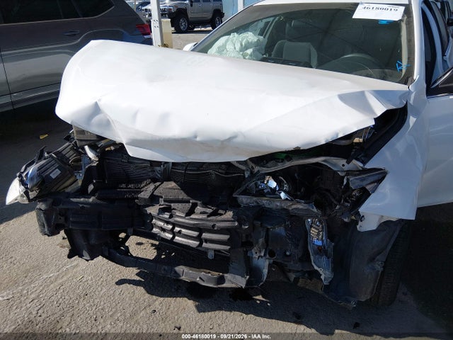 4T1BF1FK4HU375640 Toyota CAMRY SE