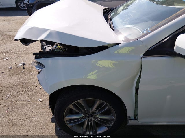 4T1BF1FK4HU375640 Toyota CAMRY SE