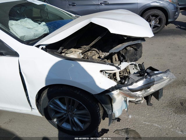 4T1BF1FK4HU375640 Toyota CAMRY SE