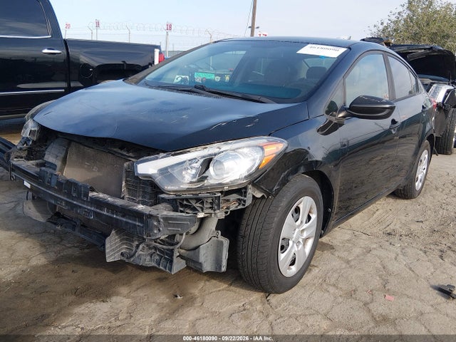 KIA FORTE LX 2016 KNAFK4A63G5595001 Image 2