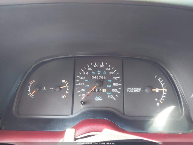 46180093 :رقم المزاد ، 1C3XU4531NF278296 vin ، 1992 Chrysler Lebaron مزاد بيع