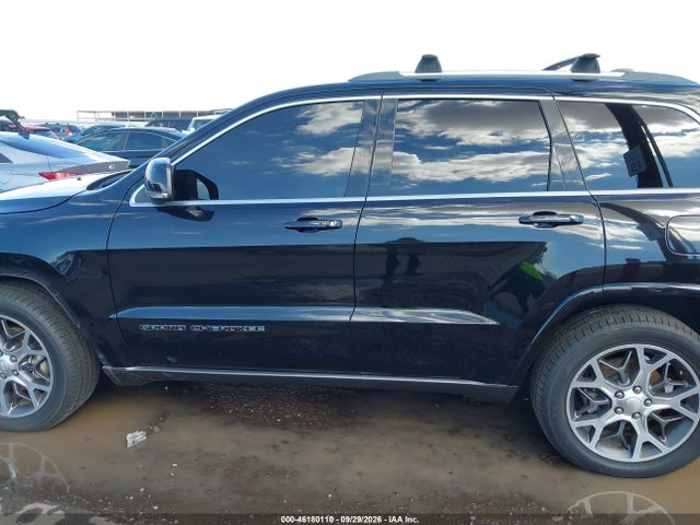 1C4RJEBG8JC369877 Jeep Grand Cherokee Sterling Edition 4x2