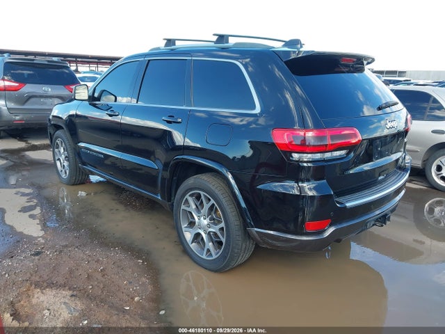1C4RJEBG8JC369877 Jeep Grand Cherokee Sterling Edition 4x2