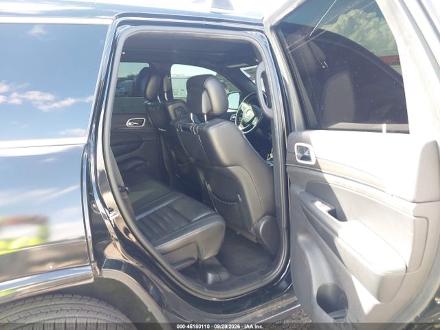 1C4RJEBG8JC369877 Jeep Grand Cherokee Sterling Edition 4x2