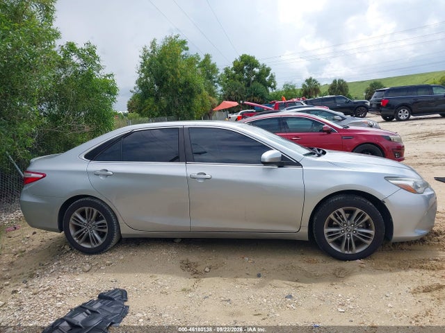 46180138 :رقم المزاد ، 4T1BF1FK3HU387598 vin ، 2017 Toyota Camry Se مزاد بيع