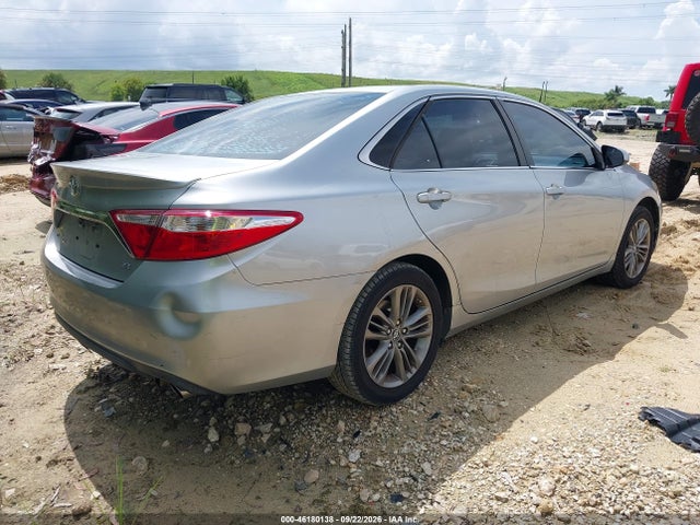 46180138 :رقم المزاد ، 4T1BF1FK3HU387598 vin ، 2017 Toyota Camry Se مزاد بيع