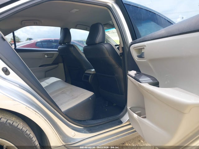 46180138 :رقم المزاد ، 4T1BF1FK3HU387598 vin ، 2017 Toyota Camry Se مزاد بيع