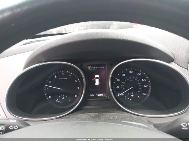 Продажа на аукционе авто 2017 Hyundai Santa Fe Sport 2.4l, vin: 5NMZUDLB8HH035624, номер лота: 46180158
