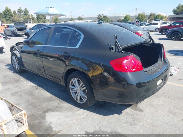 46180207 :رقم المزاد ، JN1CV6AR7FM524071 vin ، 2015 Infiniti Q40 مزاد بيع