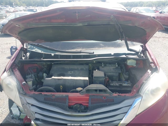 Aukcja sprzedaży 2013 Toyota Sienna Xle V6 8 Passenger, vin: 5TDYK3DC5DS361729, numer aukcji: 46180247