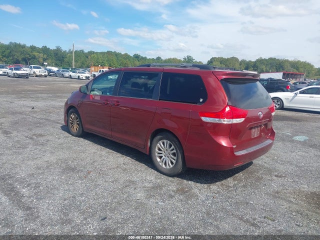Aukcja sprzedaży 2013 Toyota Sienna Xle V6 8 Passenger, vin: 5TDYK3DC5DS361729, numer aukcji: 46180247