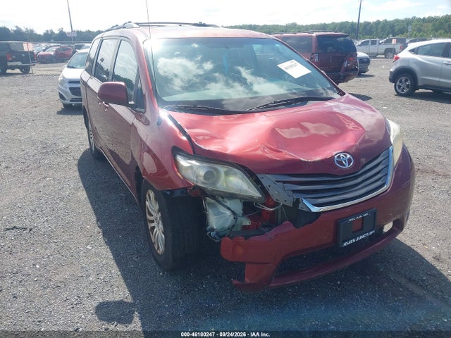 Aukcja sprzedaży 2013 Toyota Sienna Xle V6 8 Passenger, vin: 5TDYK3DC5DS361729, numer aukcji: 46180247