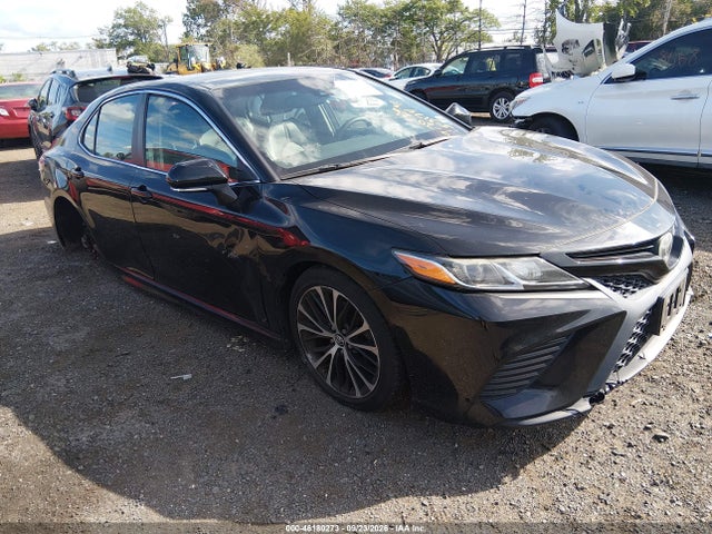 2018 Toyota Camry Se მანქანა იყიდება აუქციონზე, vin: 4T1B11HKXJU018464, აუქციონის ნომერი: 46180273