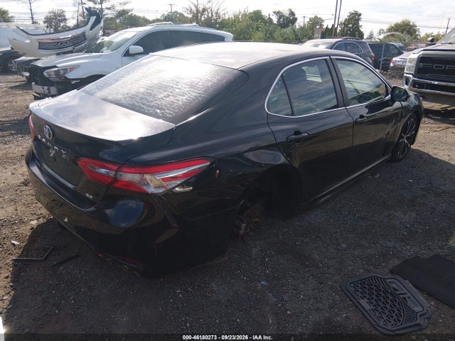 2018 Toyota Camry Se მანქანა იყიდება აუქციონზე, vin: 4T1B11HKXJU018464, აუქციონის ნომერი: 46180273