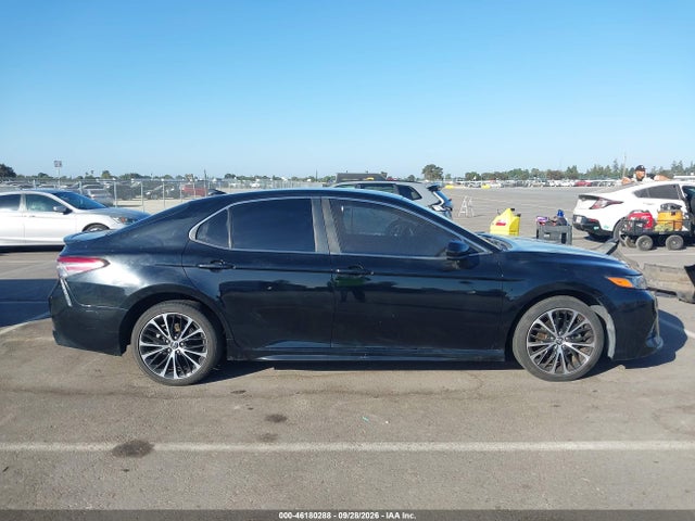 46180288 :رقم المزاد ، 4T1B11HK2KU736303 vin ، 2019 Toyota Camry Se مزاد بيع