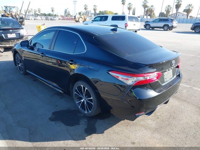 46180288 :رقم المزاد ، 4T1B11HK2KU736303 vin ، 2019 Toyota Camry Se مزاد بيع