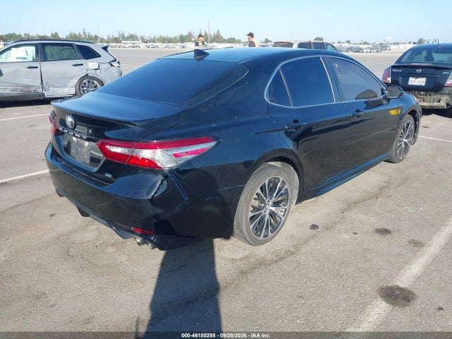 46180288 :رقم المزاد ، 4T1B11HK2KU736303 vin ، 2019 Toyota Camry Se مزاد بيع